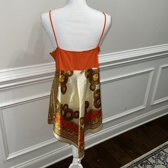 MKM Designs Handkerchief Bottom Silk Like Tunic Top - Picture 3 of 3